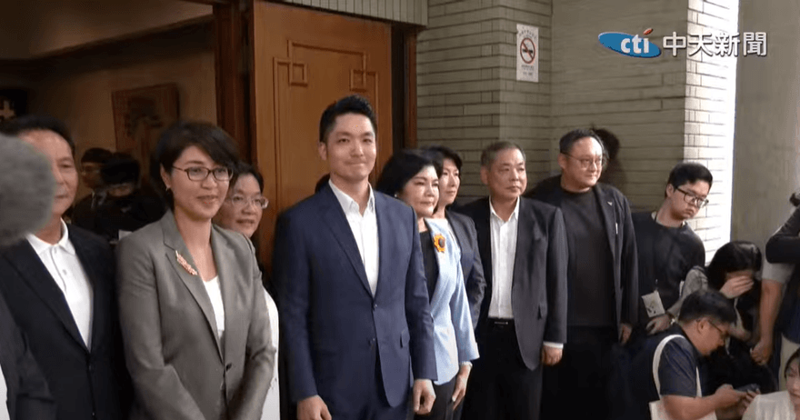 財劃法「分母寫錯」大烏龍　藍白16首長明北上開記者會