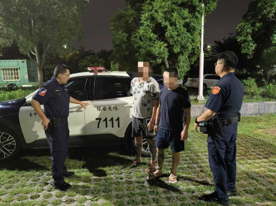 車燈沒亮遭盤查！台中通緝犯逃亡3年被逮　搜出毒咖啡包