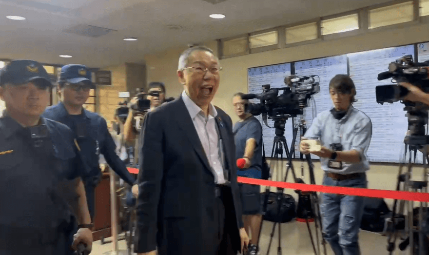 影/賴清德稱「屠刀不在民進黨手上」　柯文哲當場傻眼張大嘴