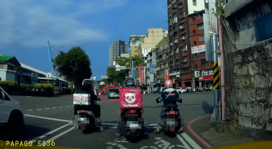 影/基隆中正路66歲翁逆向衝撞3車！釀1重傷2輕傷