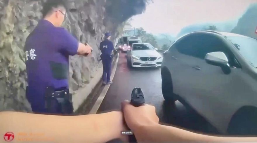 影/四海幫勾結車行放款詐騙削7千萬　刑事局逮21人