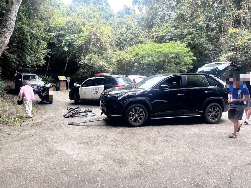 影/雪霸山區死亡車禍！48歲單車男路邊休息　遭休旅車撞死