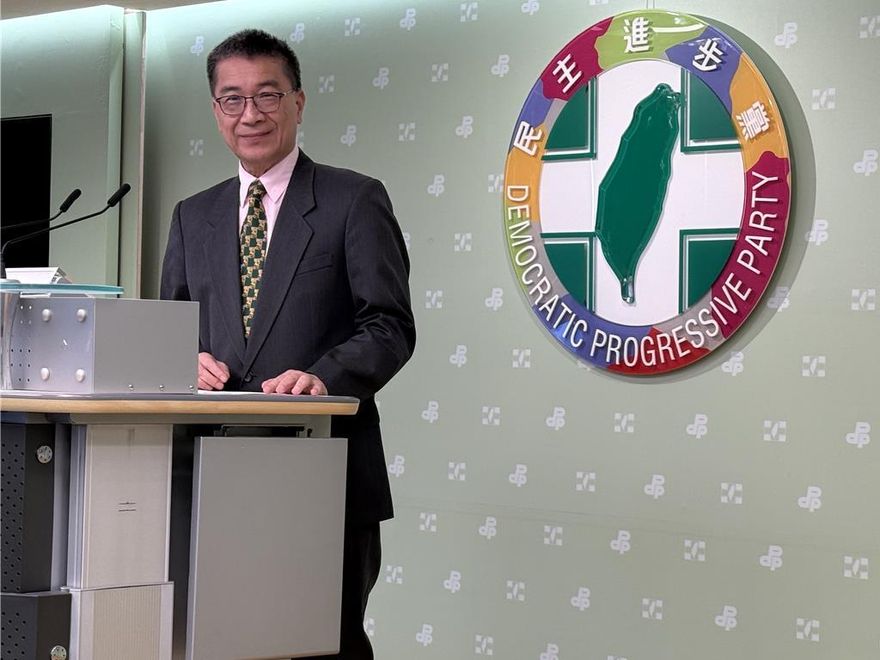 影/民進黨既定政策？徐國勇嗆沒光復節　郭正亮驚喊：問題大了