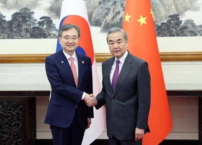 中韓外長北京正式會晤　韓媒：釋出改善關係跡象
