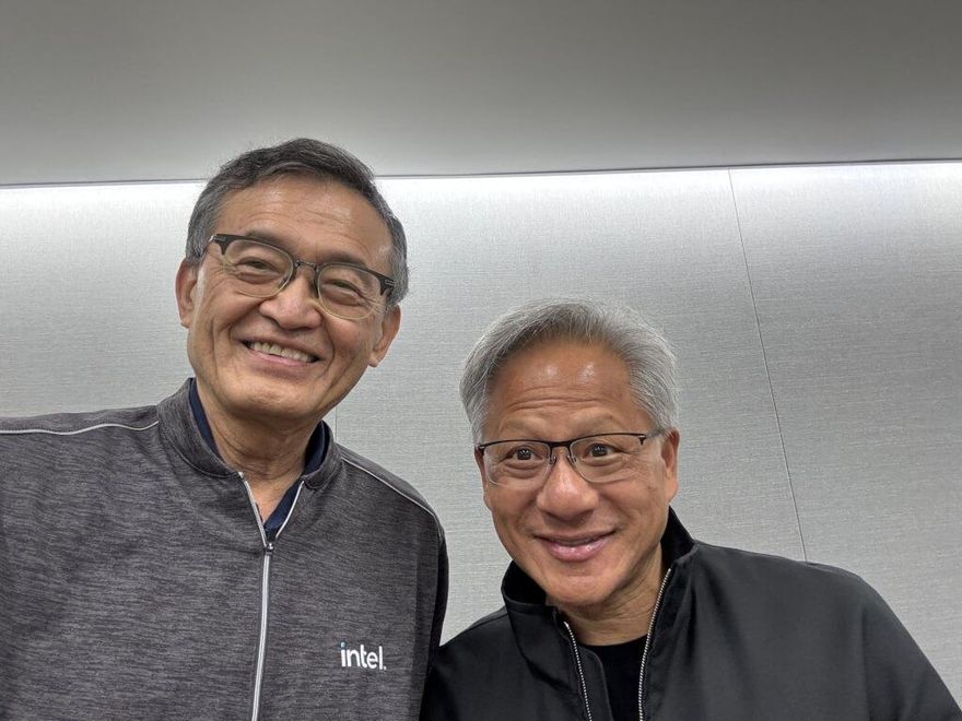 川普下令？輝達出手就英特爾　黃仁勳全說了