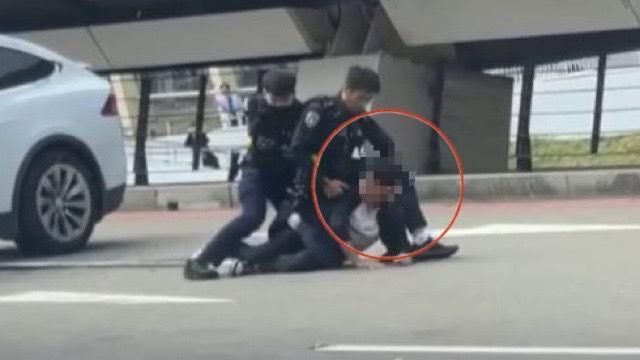 影/桃機白牌車狂飆拒檢！港女遭甩飛輾傷：以為會死在台北