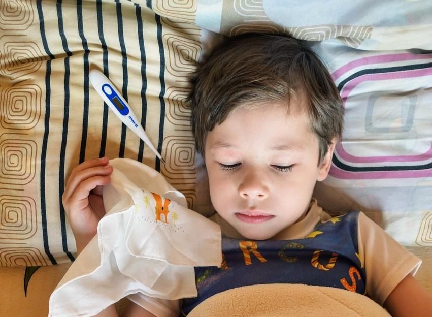 4歲童高燒39度確診流感　媽媽心涼：家中弟弟「剉咧等」