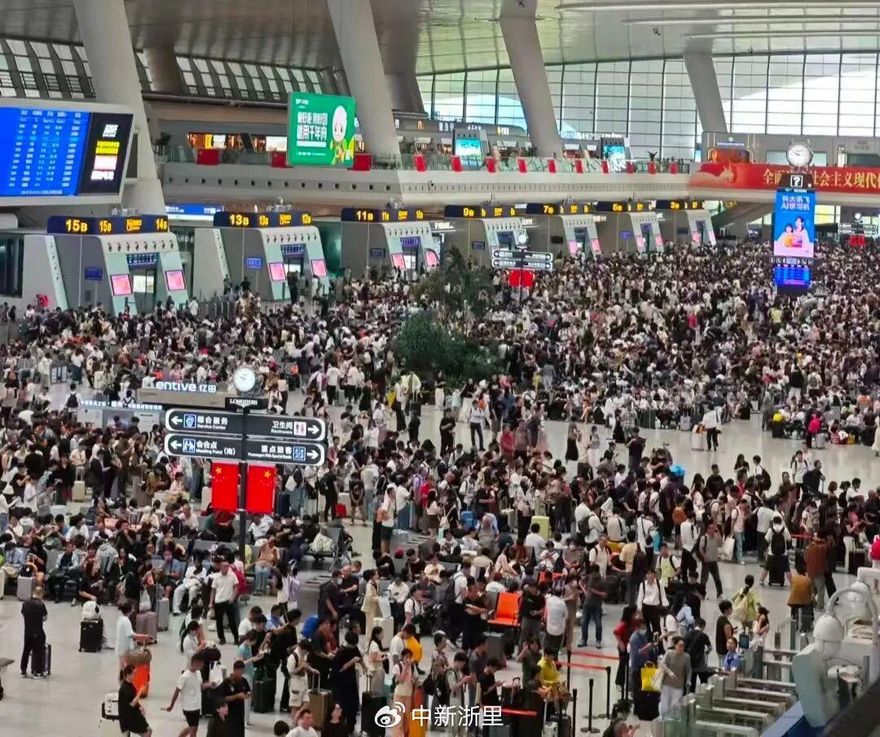 「人从众」再現！陸十一8天長假明登場　機場車站湧入人潮