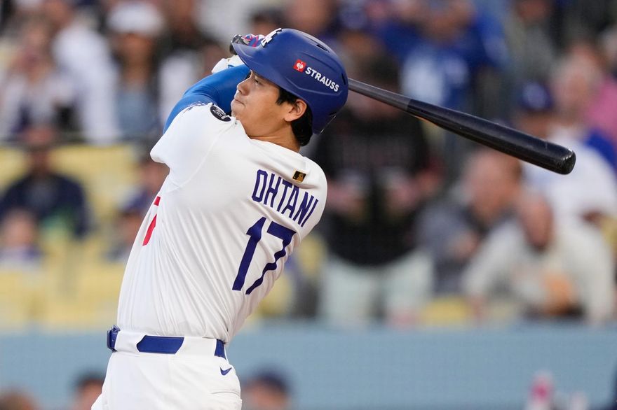 MLB/撿到大谷雙響砲　這球迷太暖：球送給日本家庭更有意義