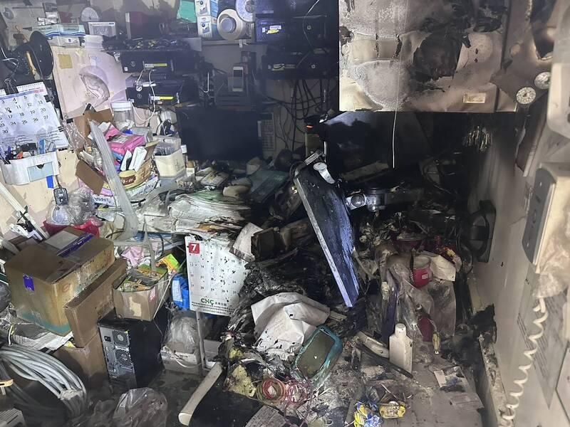 彰基放射腫瘤科組長辦公室起火　焦黑驚悚直擊