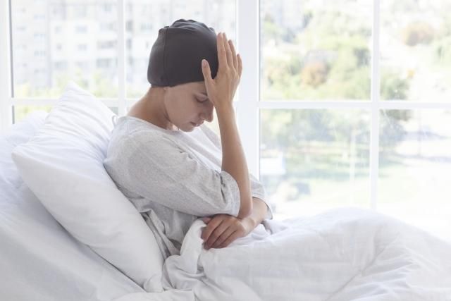 癌症不是偶然！醫示警：４大壞習慣幫「癌細胞辦邪惡聚會」