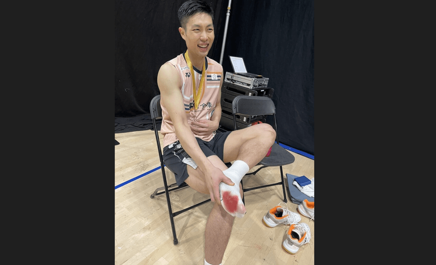 賽後腳底全是血！　羽球一哥周天成北極公開賽2連霸