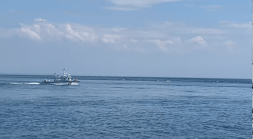 影/海上驚魂！小琉球11人潛水團遭捲走　海巡成功救援