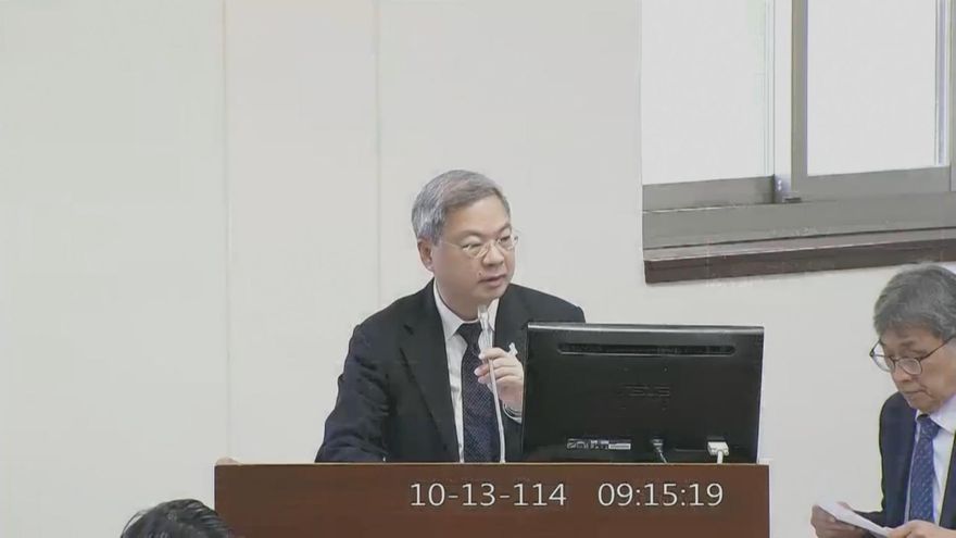 藥水洗光電板污染水源？經濟部長：暫緩烏山頭水庫設置案