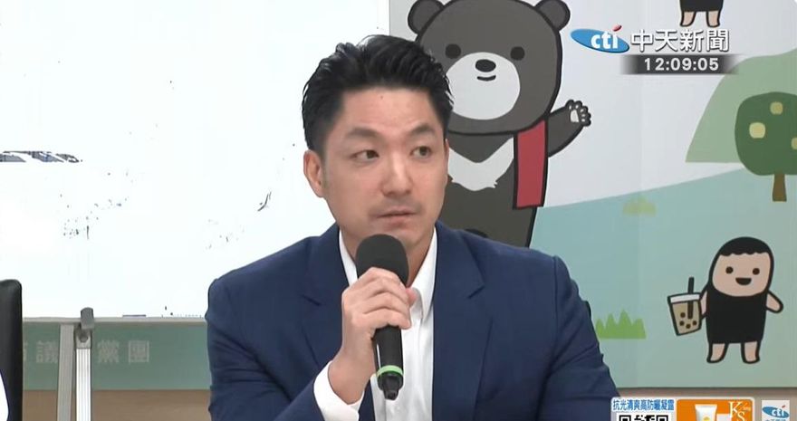 沒放風雨假！綠議員當面酸「咕嚕咕嚕」　蔣萬安：依規辦理