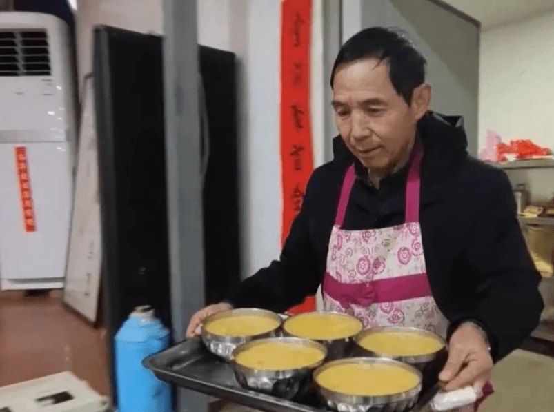 影/5旬老兵回鄉搭建「沒有圍牆的養老院」　請全村老人免費吃8年飯