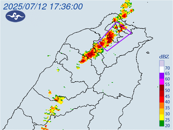 閃電雨勢增強！台北市政府急發天氣預警　呼籲民眾慎防