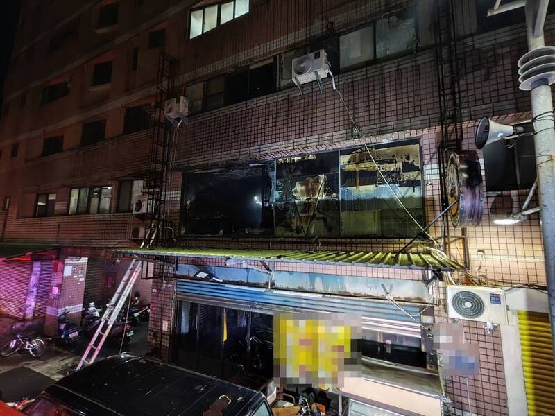搶救無效！高雄大樓惡火「2男1女斷魂」