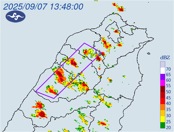 國家警報大響！4縣市遭大雷雨狂炸　3地防溪水暴漲