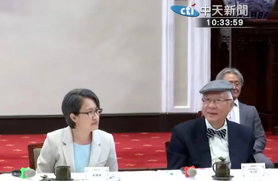 蕭美琴（左）、陳永興（右）。（中天新聞）