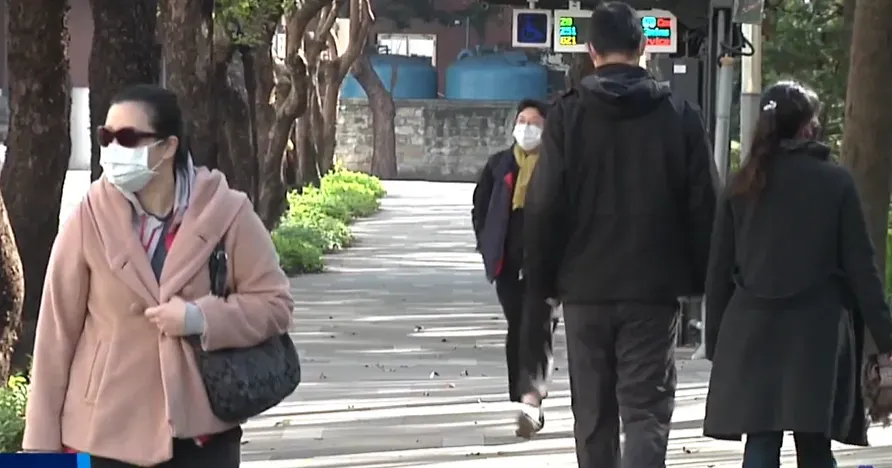今日水氣仍少，各地大多為多雲到晴。（示意圖／中央氣象署）