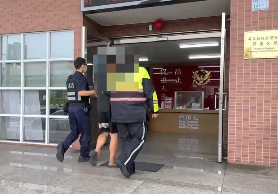 警方依竊盜、毒品危害防制條例及公共危險等罪嫌將穆嫌移送屏東地檢署偵辦。（圖／翻攝畫面）