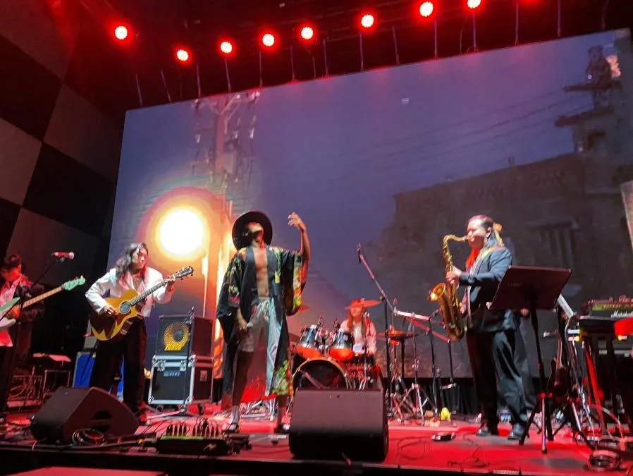 世新廣電系畢展音樂專輯展在台北流行音樂中心Live House D展出。（圖／世新大學提供）