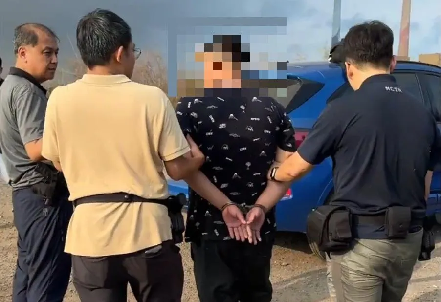 檢方聲請羈押人數達29人，起訴50人（含自然人及法人），並查扣曳引車、拖車、貨車及怪手等大型機具高達83部。（圖／警方提供）