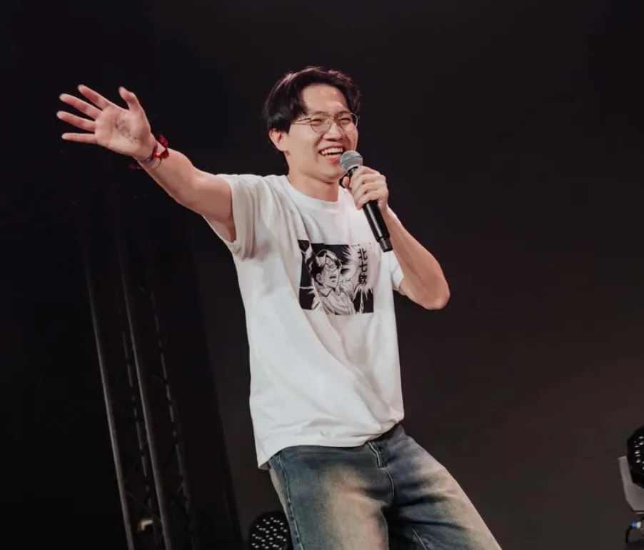 多米多羅於19日證實恢復單身。(圖/翻攝自多米多羅IG)