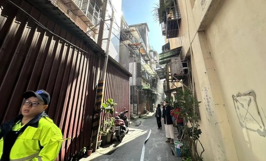 基隆中正區上午發生一起民宅火警。(圖/翻攝畫面)