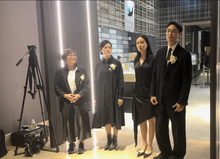 藝人楊祐寧父親日前因病逝世，享壽71歲，26日在台北101舉行「生命紀念會」。（圖／記者 伍映澄 攝）