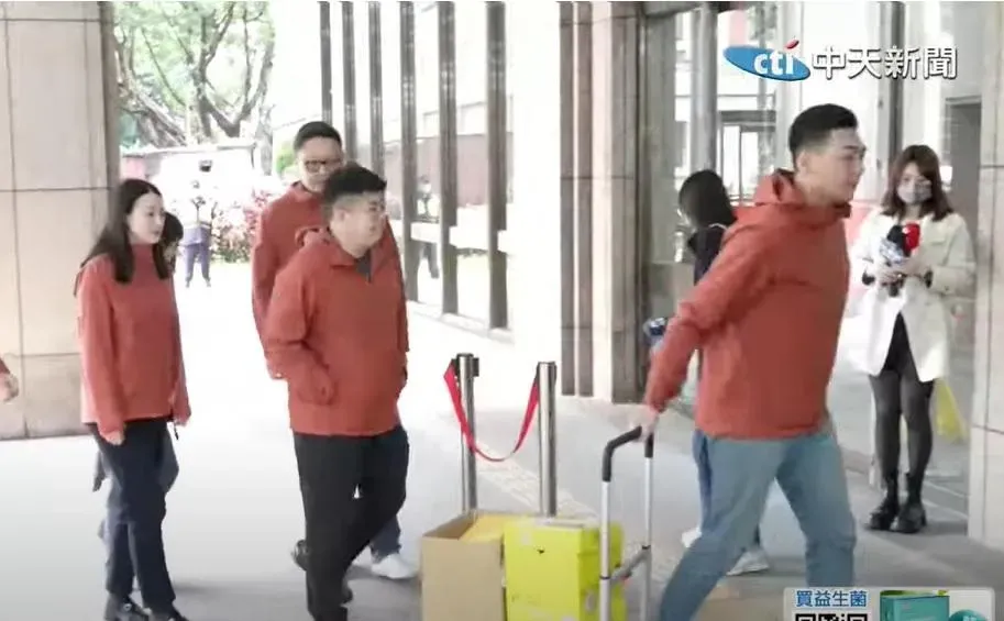 罷免吳思瑤團隊今補件（攝自中天新聞）
