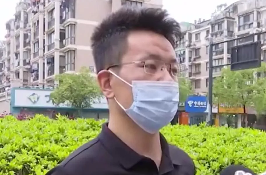 投訴的杜姓男子。（圖/翻攝新浪微博）