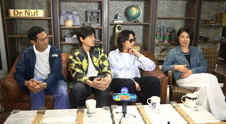 嚴藝文分享最想對20歲的自己說的一句話。(圖/記者 楊進明 攝)