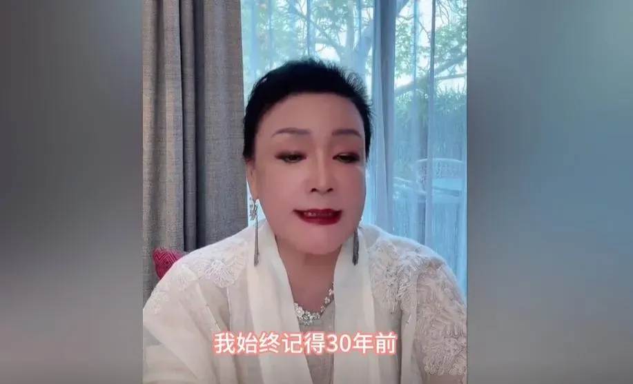 張蘭在抖音大談大S病逝事件。（圖/翻攝張蘭抖音帳號「張蘭·俏生活」）