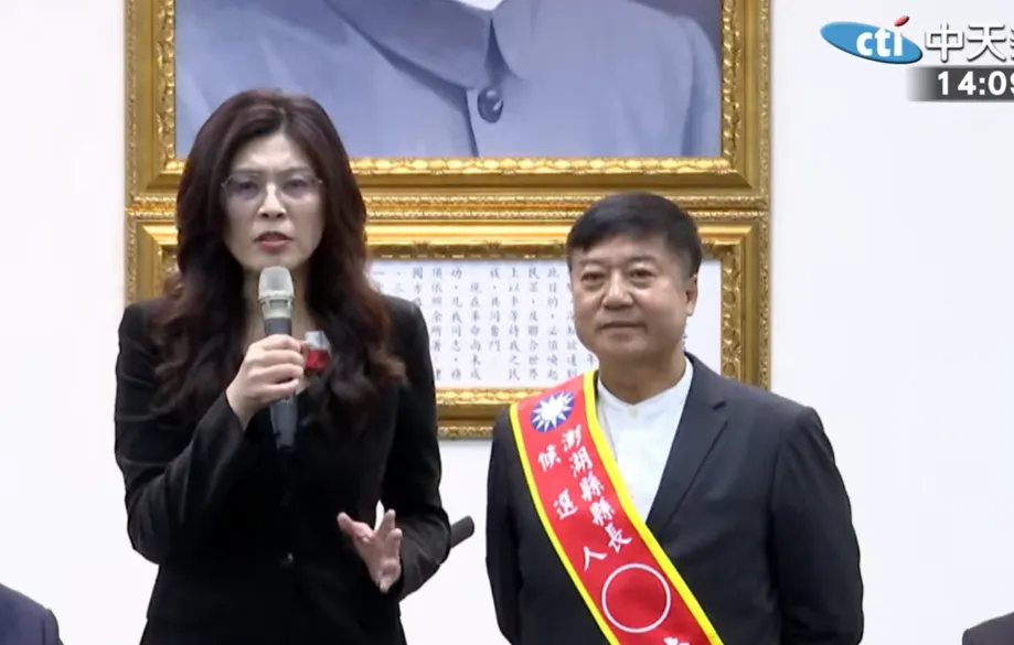 鄭麗文和陳振中。（圖／中天新聞）