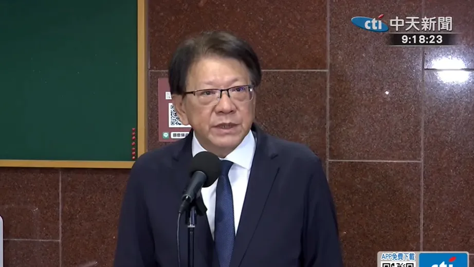 總統府秘書長潘孟安29日率監委被提名人赴立院。（圖／中天新聞）