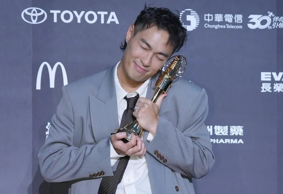 楊祐寧6度入圍金鐘，終於憑藉《監所男子囚生記》奪下戲劇節目男配角獎。（圖／中國時報陳俊吉、羅永銘、鄧博仁攝）