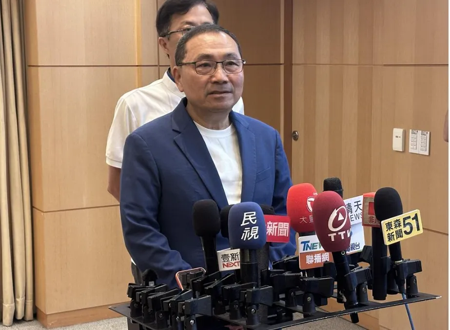 新北市長侯友宜15日受訪強調，政府引進任何移工都需做好配套。（圖／中國時報高鈞麟攝）