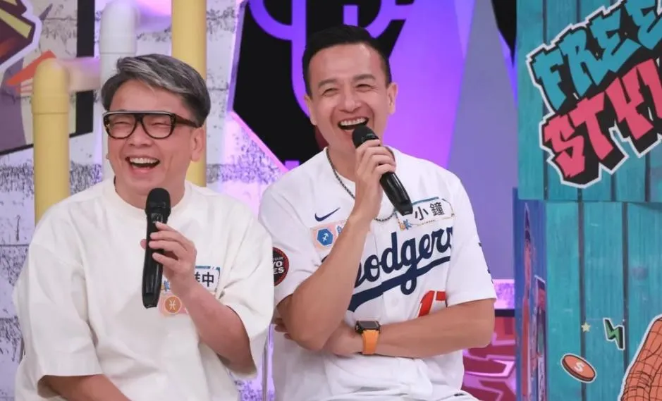 小鐘（右）曾因戀情爆光而分手。（圖／中天電視提供）