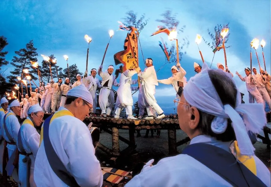 南韓江原道每年６月會舉行江陵端午祭。（圖／翻攝韓國觀光公社官網）