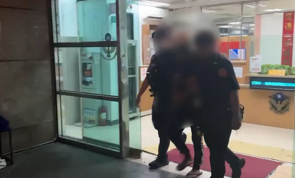 警方逮捕洪姓男友。（圖／警方提供）