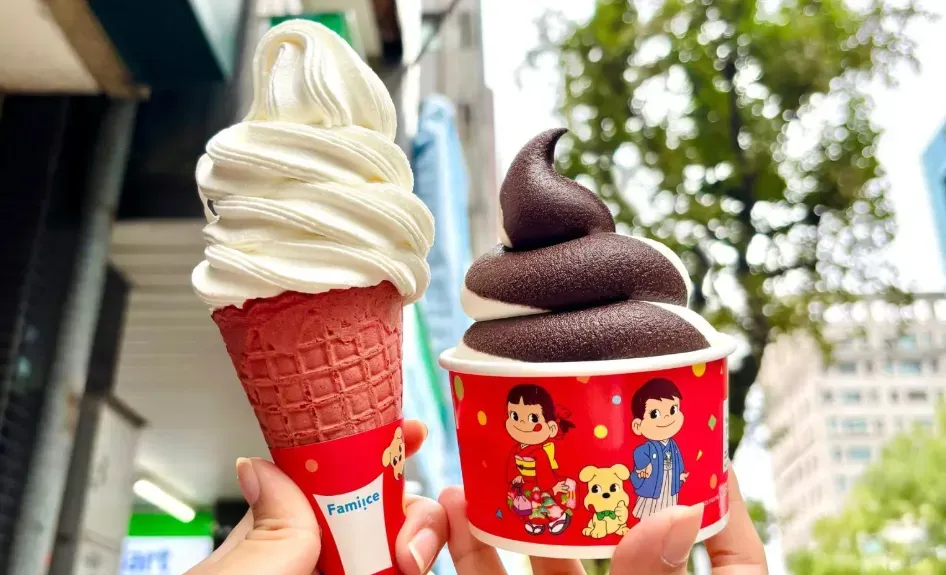 全家霜淇淋新口味「煉乳牛奶」、「比利時巧克力」。（圖／翻攝自全家）