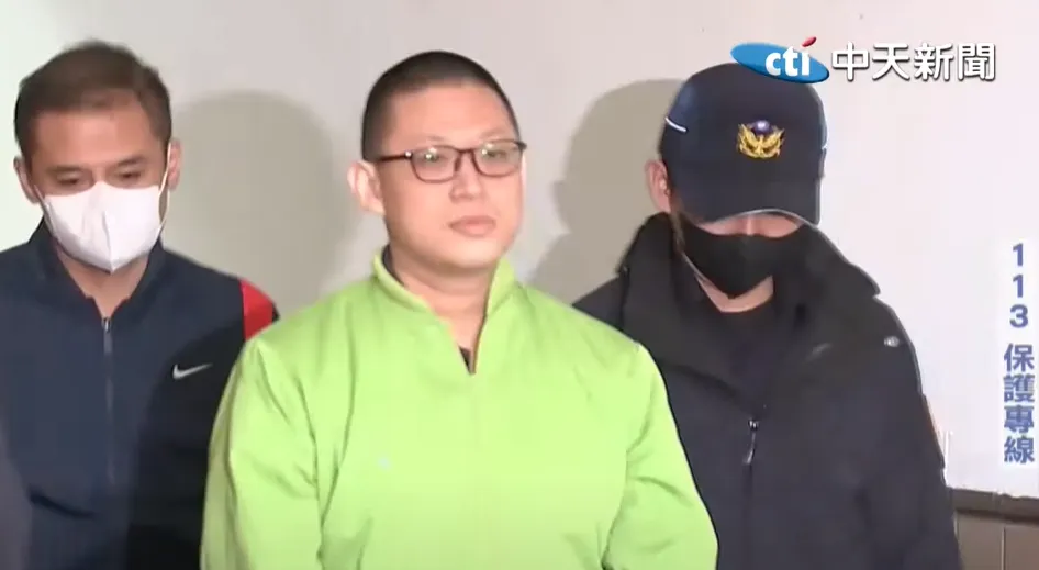 毛畯珅因侵犯6女童，已被判刑28年8月定讞，又因再涉侵犯40幼童，犯下510罪，累計刑期3552年，應服30年徒刑。（圖/中天新聞）