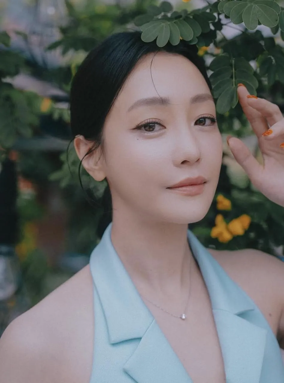 女星謝欣穎日前坦承和王柏傑分手,結束4年情。(圖/翻攝IG nikki_hsieh)