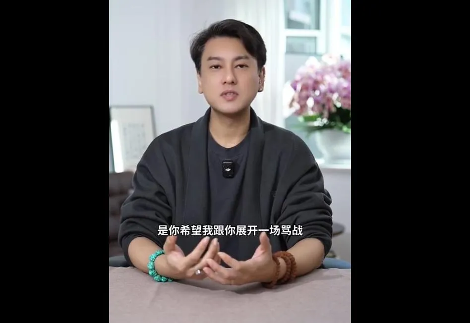 朱孝天更在影片中直接點名相信音樂的艾姐,質疑對方為何用抹黑、潑髒水的方式處理此事。(圖/翻攝朱孝天微博)