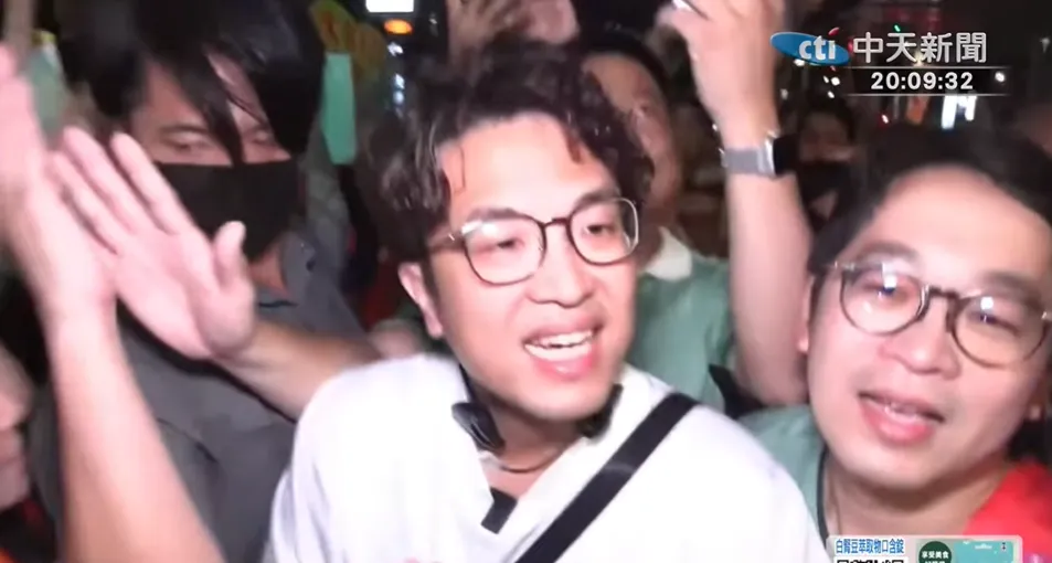 民進黨台北市長參選人沈伯洋的「洋流」成為政壇熱議話題。（圖／資料照片）