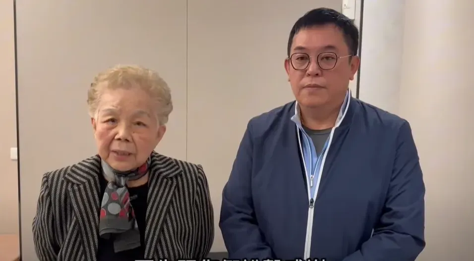 何瑞英日前與直播主陳清茂錄影，感謝支持者的支持。 （圖取自陳清茂YT）