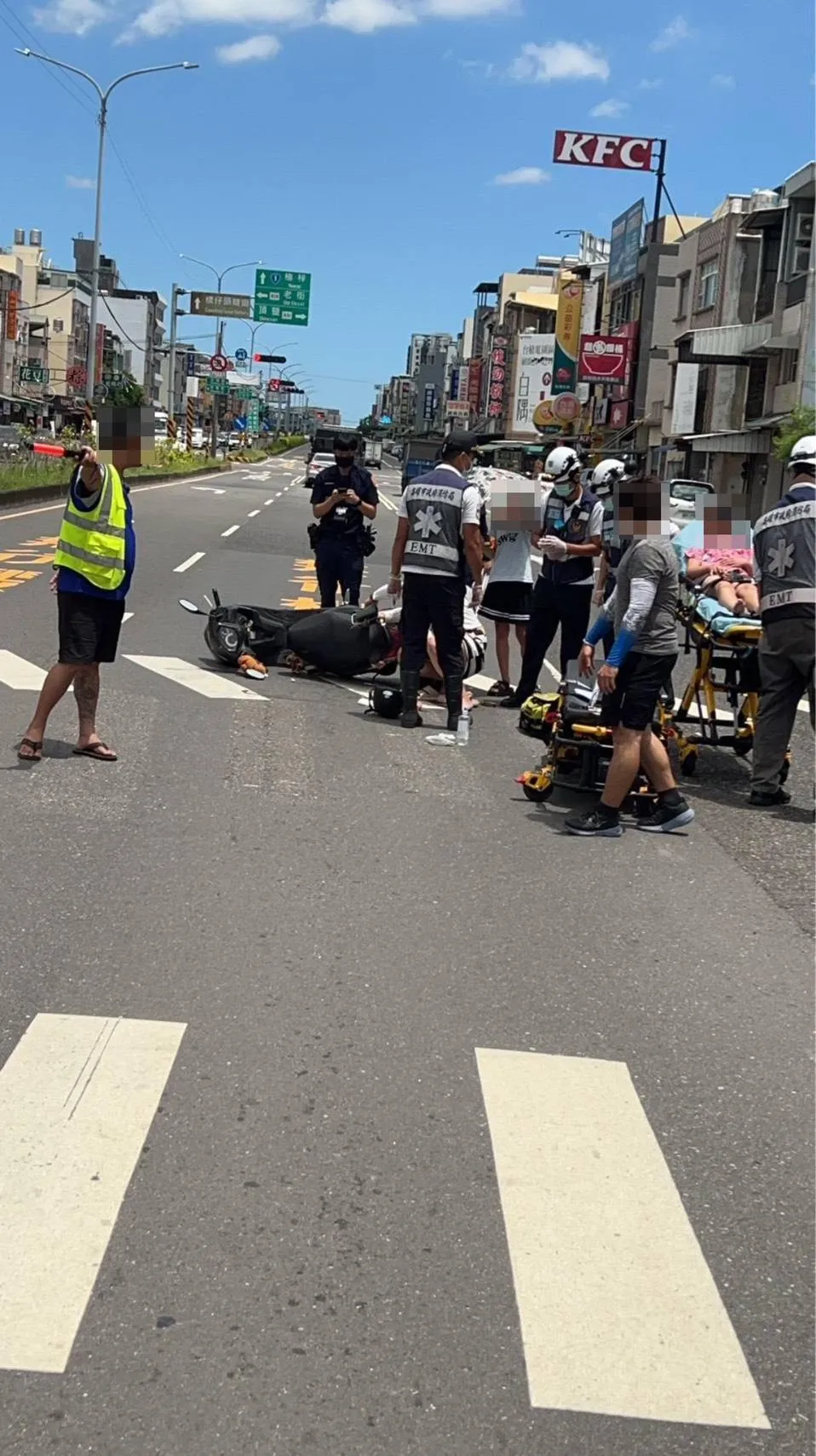所幸江女母女4人僅受擦挫傷無生命危險,但老翁傷勢過重,送醫搶救後宣告不治。(圖/警方提供)