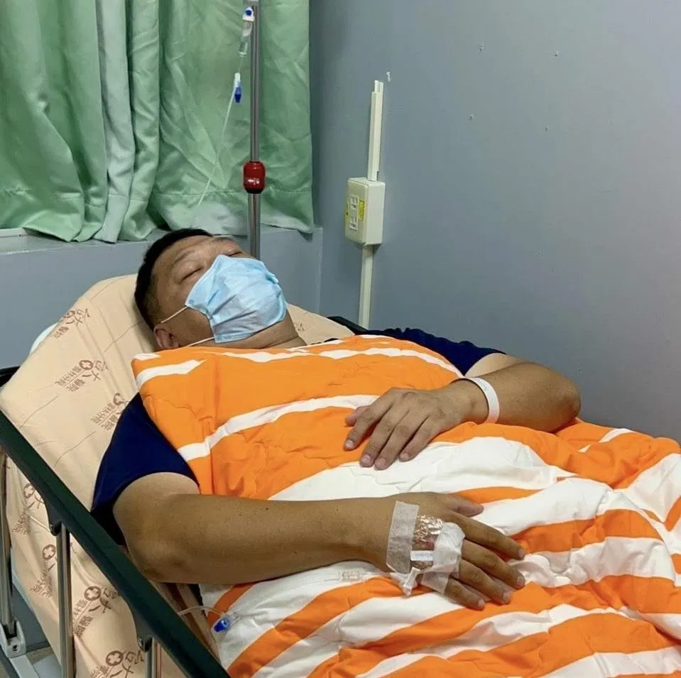 游顥因出現血尿狀況前往急診就醫。(圖取自游顥臉書)
